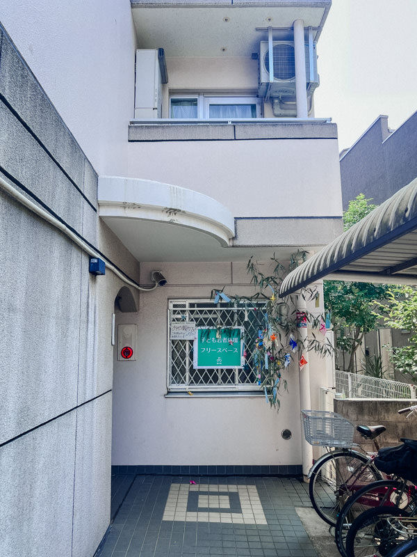 マンションの入り口